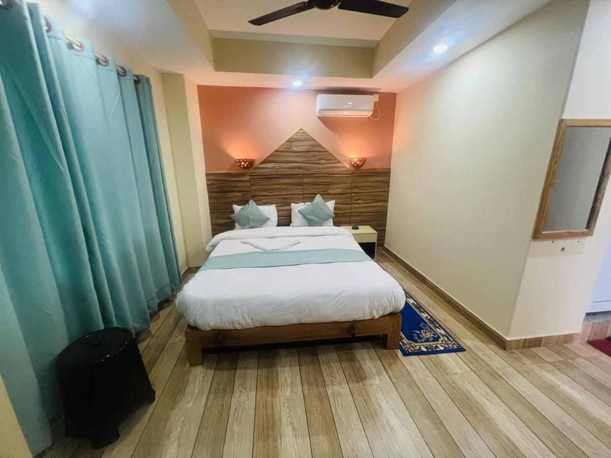 Hotel Olympus ポカラ エクステリア 写真