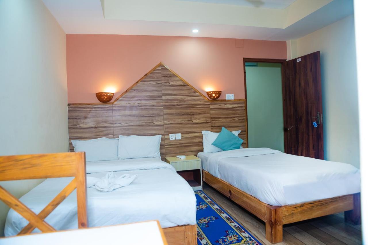 Hotel Olympus ポカラ エクステリア 写真