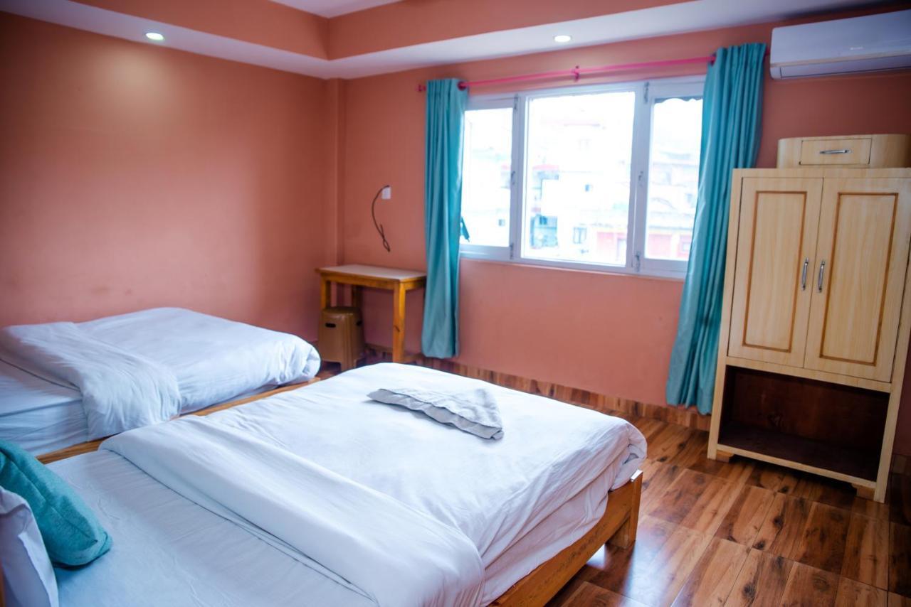 Hotel Olympus ポカラ エクステリア 写真